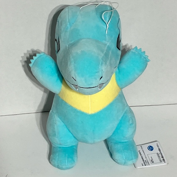 Pokemon Mofugutto Color Selection Plush Totodile Japan NWT Banpresto - Picture 3 of 3